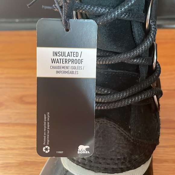 NWT Sorel Black Fur-Lined Winter Boots - Picture 6 of 7